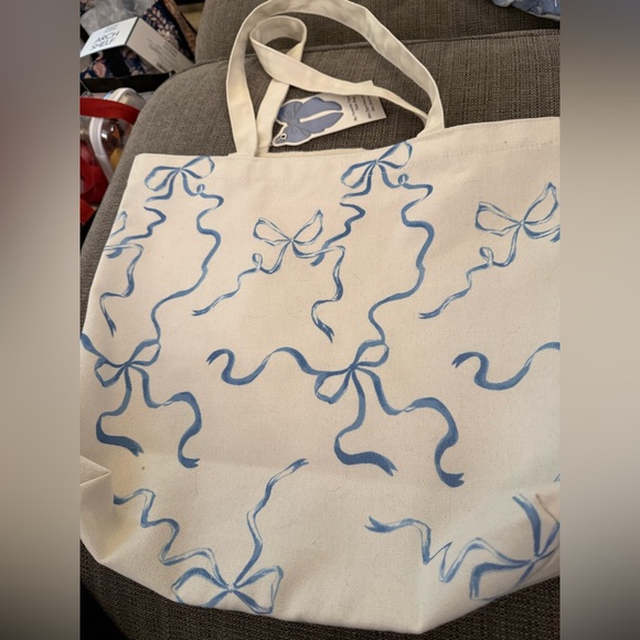 Urban Outfitters My Favorite Figurines Bow Pattern Tote Bag - Picture 3 of 4